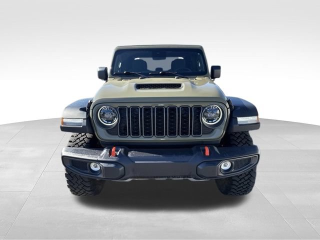 Used 2025 Jeep Gladiator Mojave w/ Convenience Group AWD/4WD image 9