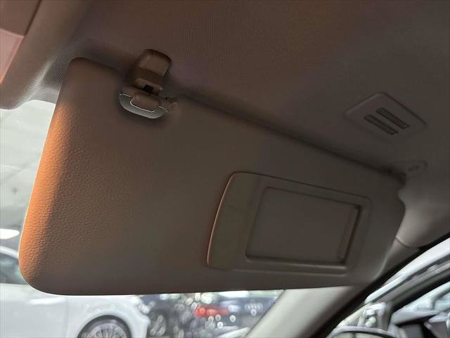 Used 2011 BMW 328i xDrive Sedan AWD/4WD image 22