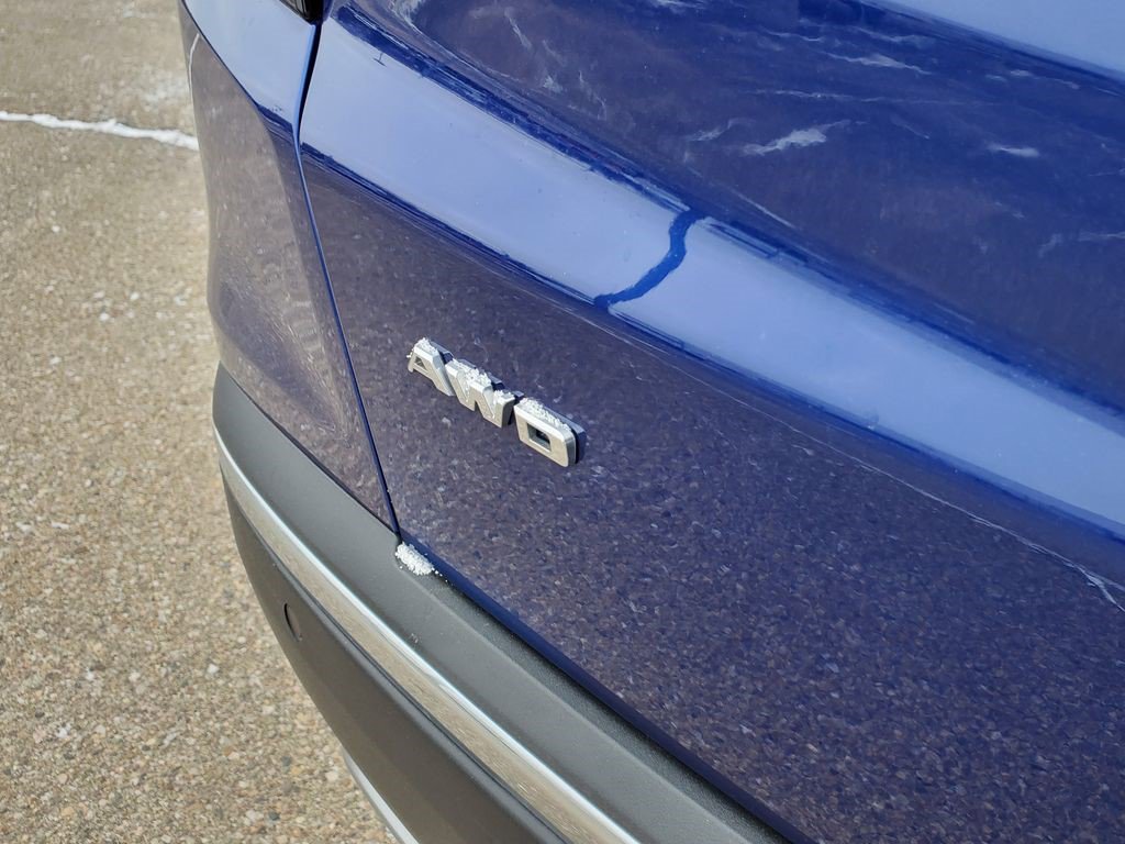 Certified 2023 Cadillac XT5 Premium Luxury w/ LPO, Floor Liner Package image 17