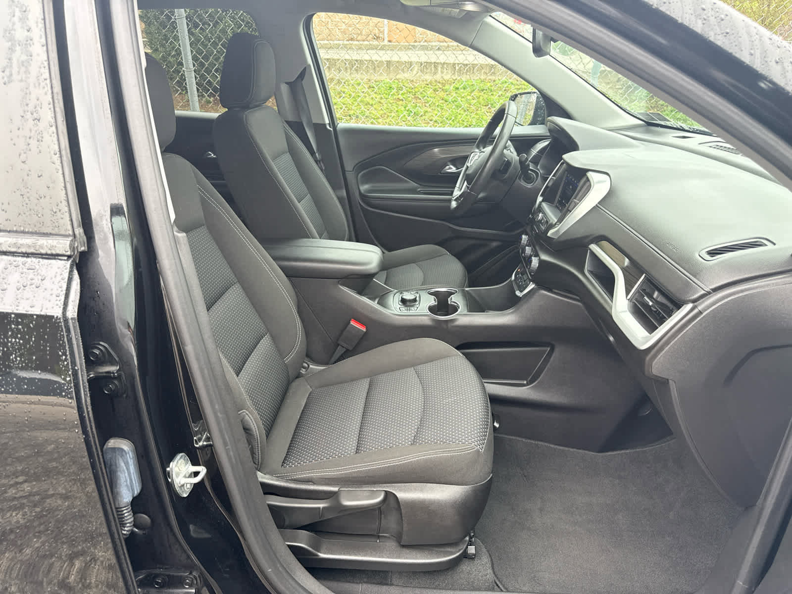 Used 2023 GMC Terrain SLE w/ Driver Convenience Package image 33