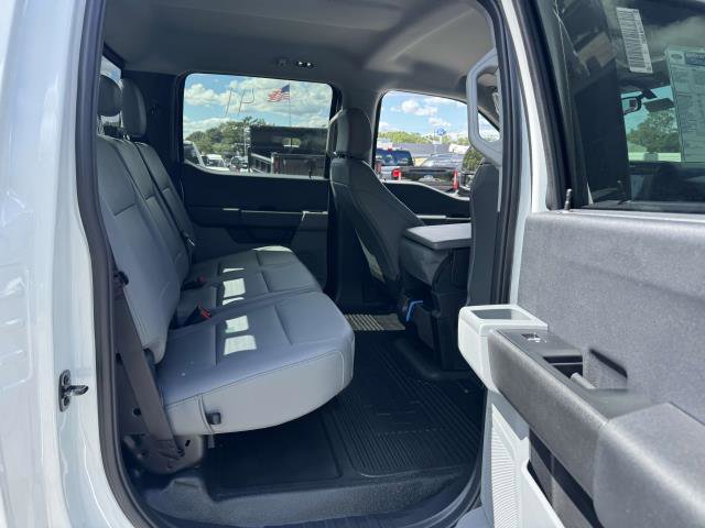 New 2026 Ford F550 4x4 Crew Cab image 14