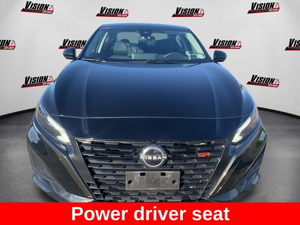 Used 2023 Nissan Altima 2.0 SR FWD image 7