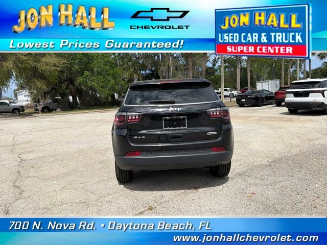 Used 2024 Jeep Compass Latitude image 8