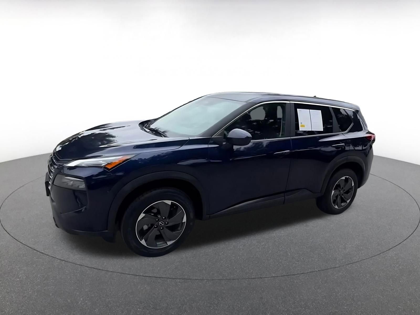 Used 2025 Nissan Rogue SV FWD image 8