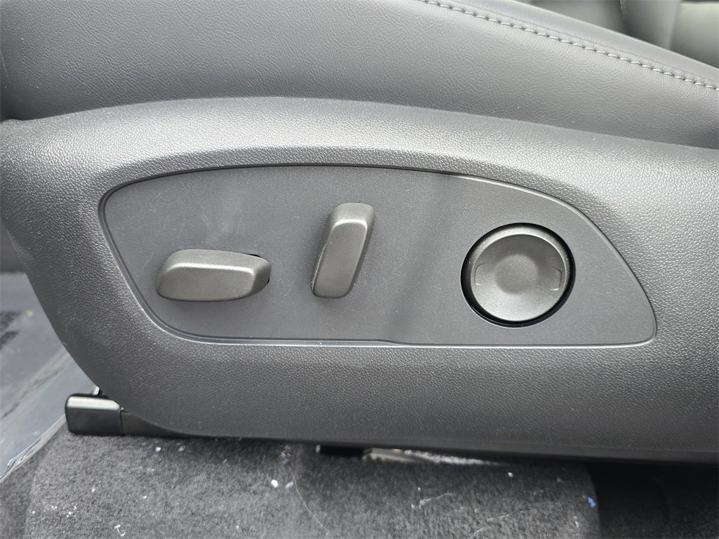 New 2025 GMC Acadia Elevation w/ Elevation Premium Package image 15