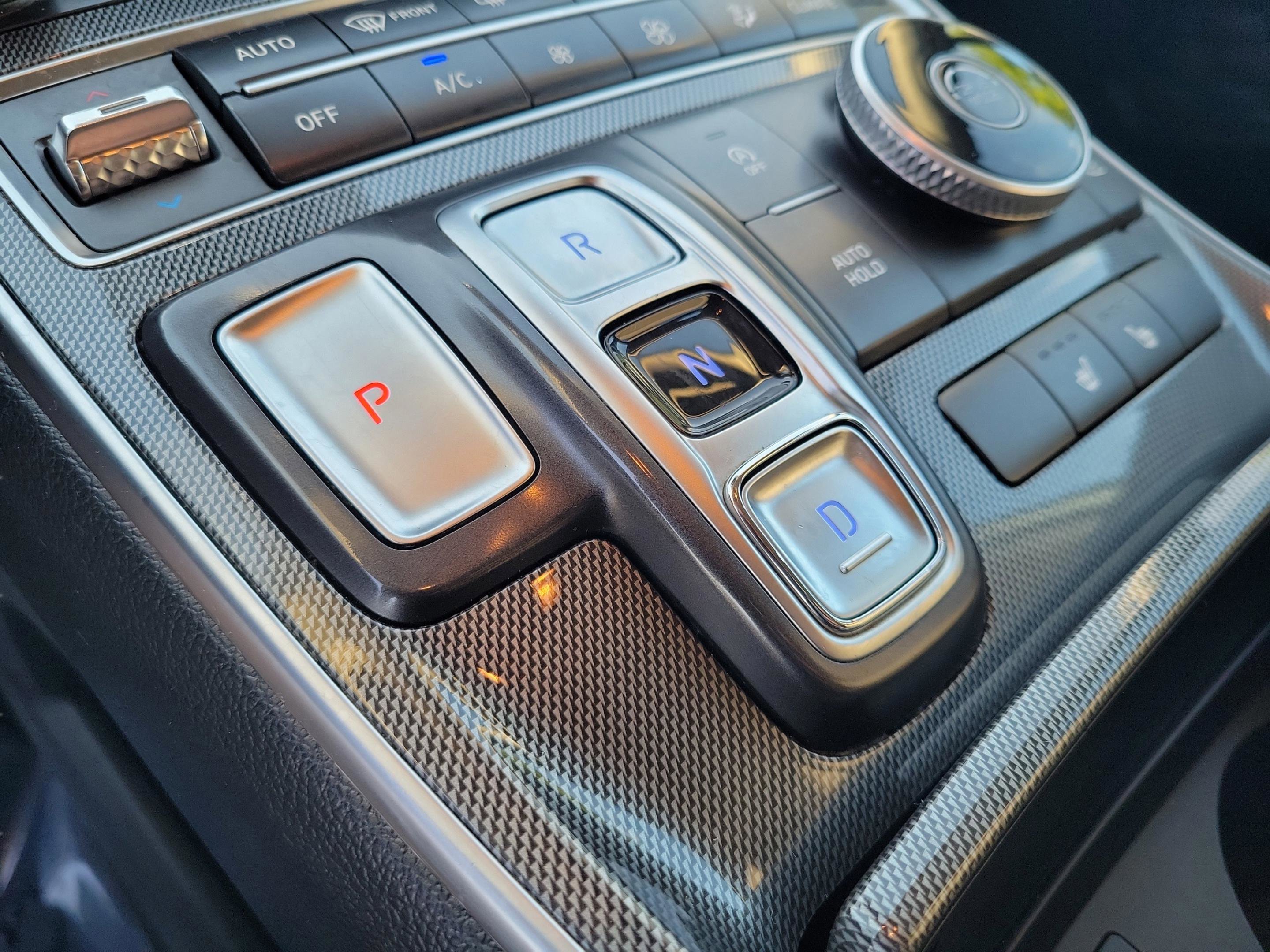 Certified 2023 Hyundai Santa Fe SEL image 31