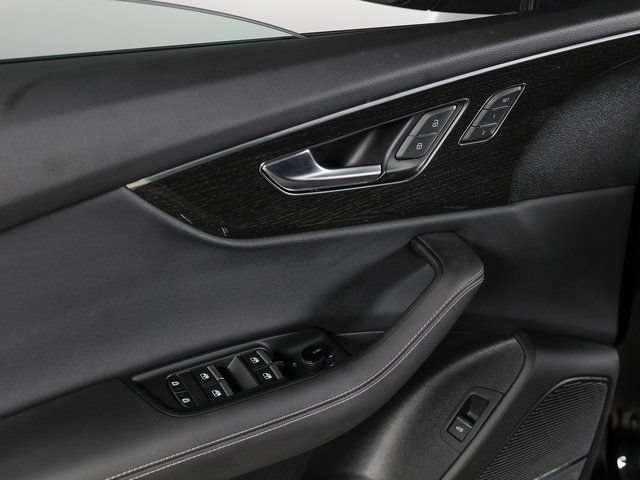 Certified 2026 Audi Q8 Premium Plus w/ Premium Plus Package AWD/4WD image 29
