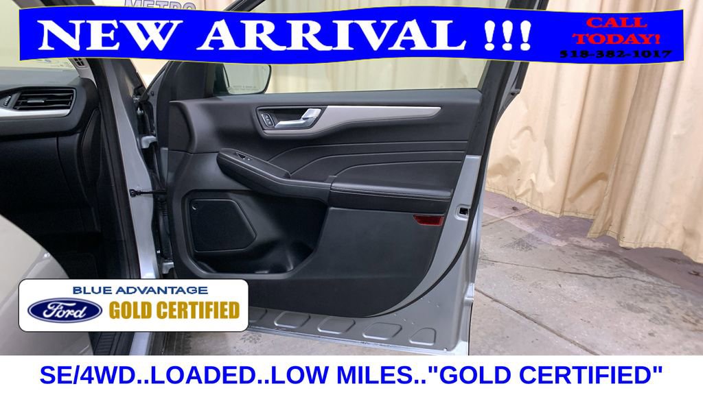 Used 2021 Ford Escape SE image 10