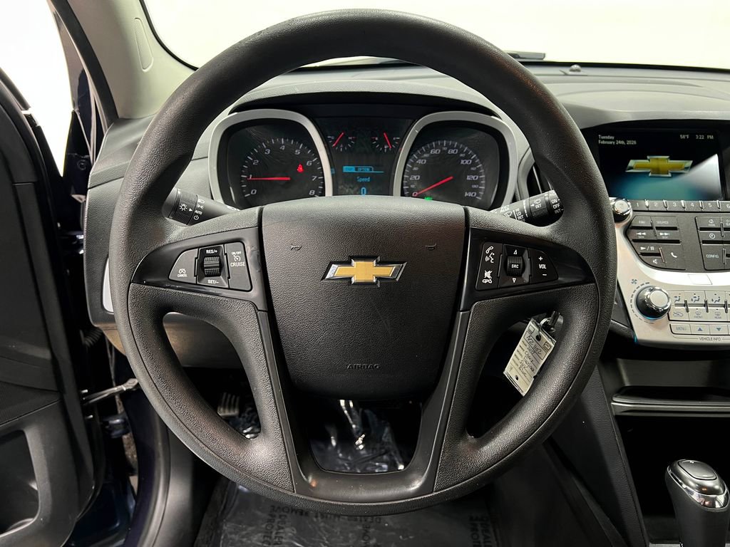 Used 2017 Chevrolet Equinox LS image 22