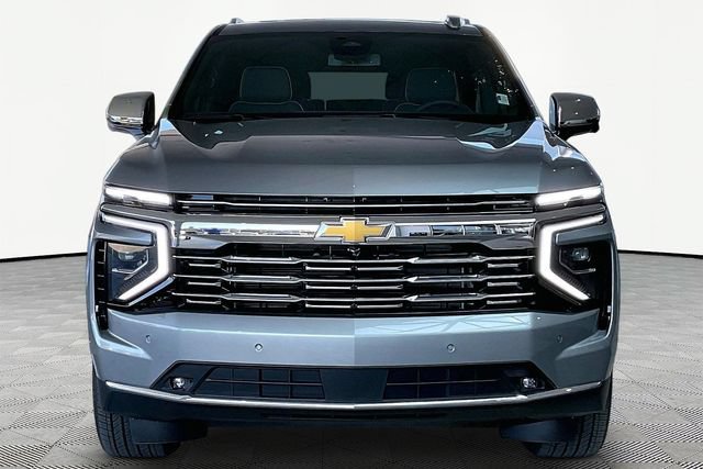 Used 2026 Chevrolet Suburban Premier w/ Sun And Tow Package AWD/4WD image 2