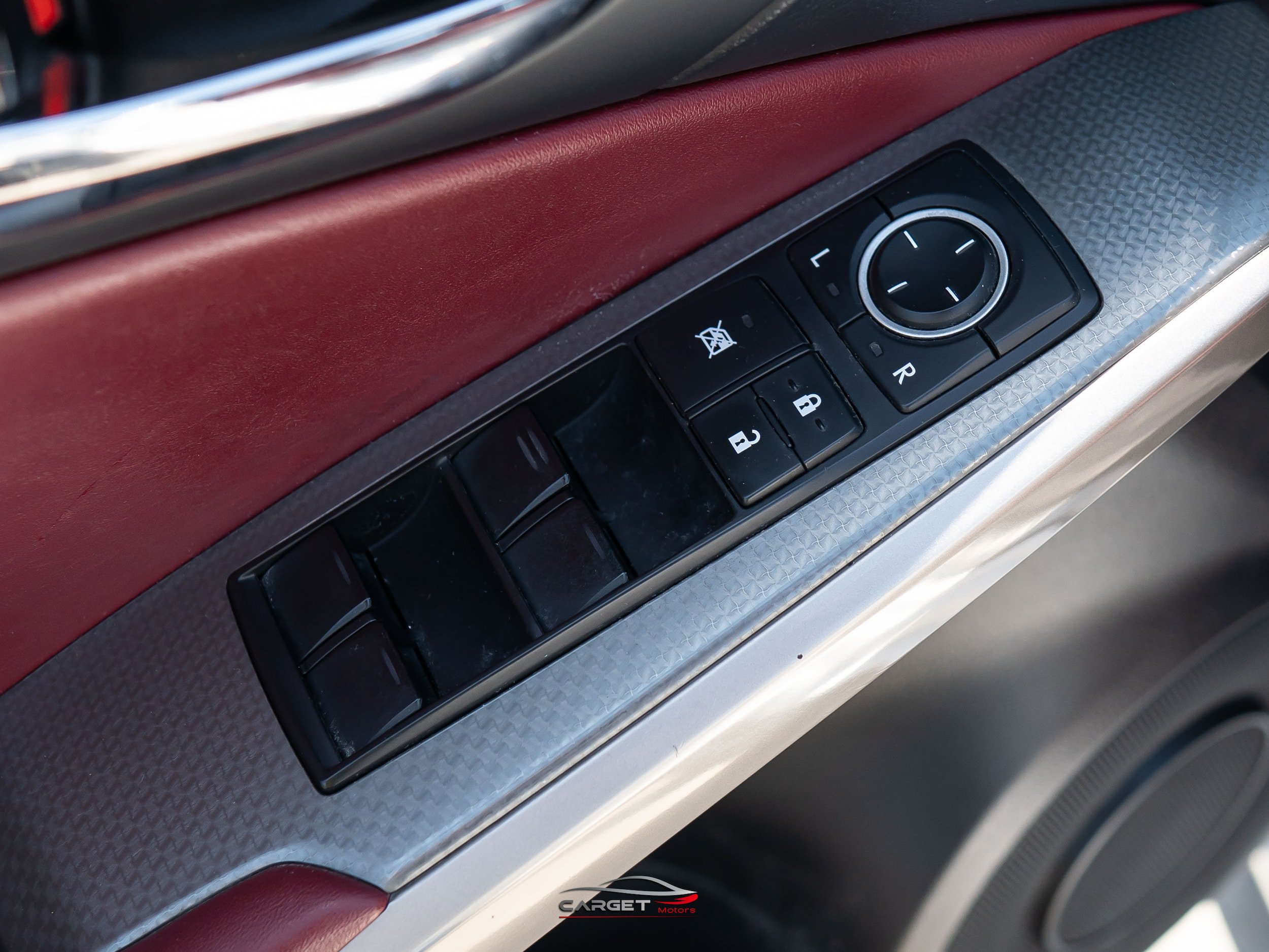 Used 2016 Lexus IS 300 AWD w/ F Sport Package image 36