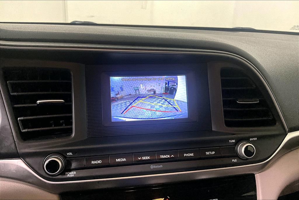 Used 2019 Hyundai Elantra SE image 20