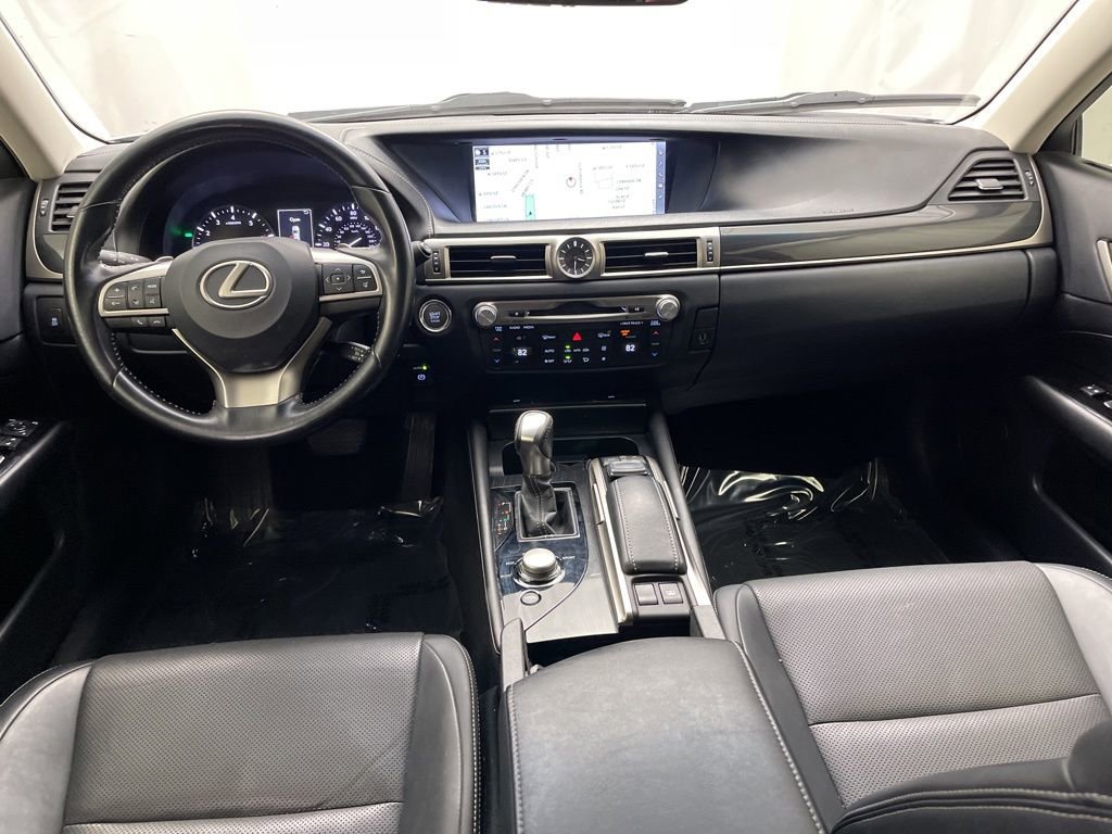 Used 2016 Lexus GS 200t w/ Premium Package image 10