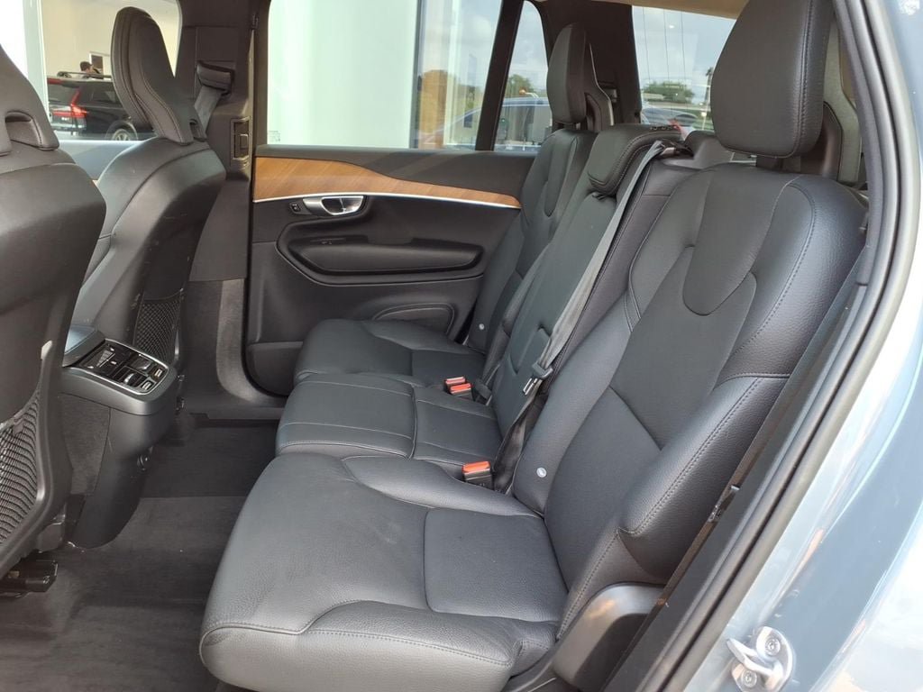 Certified 2023 Volvo XC90 B5 Plus w/ Protection Package Premier AWD/4WD image 8