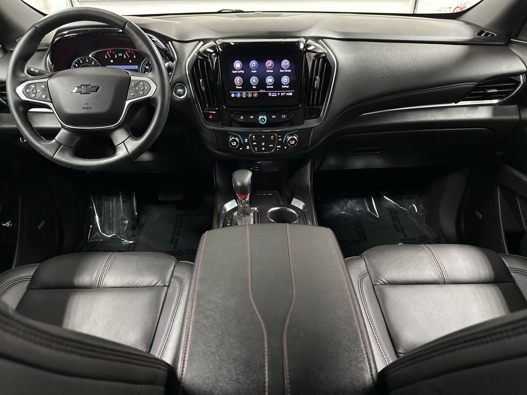 Used 2023 Chevrolet Traverse RS image 22