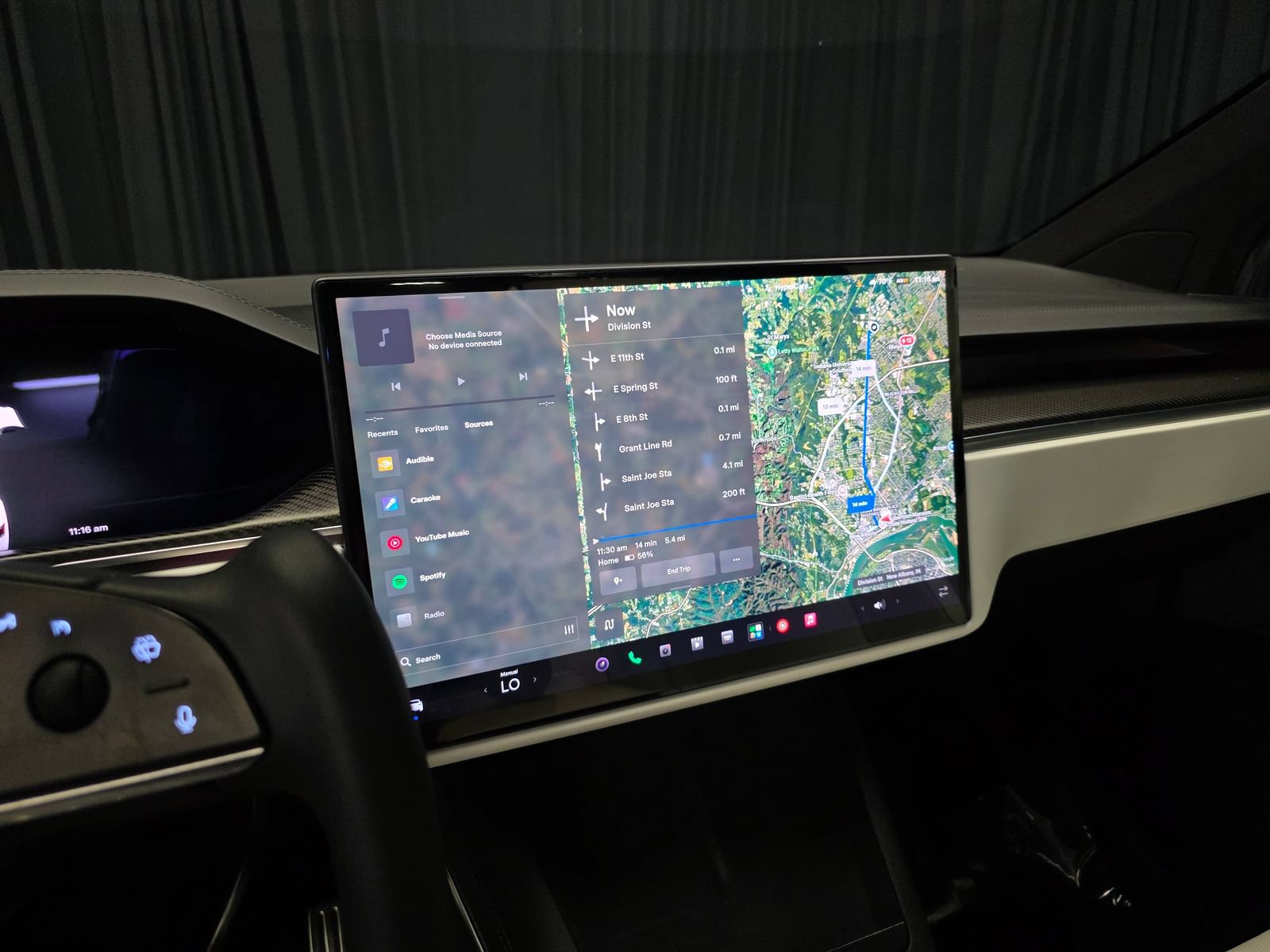 Used 2022 Tesla Model X Plaid AWD/4WD image 26