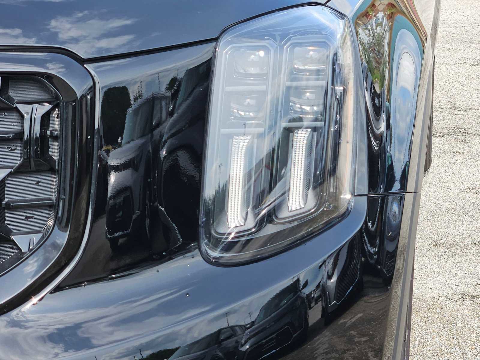 Certified 2025 Kia Telluride EX X-Line AWD/4WD image 11