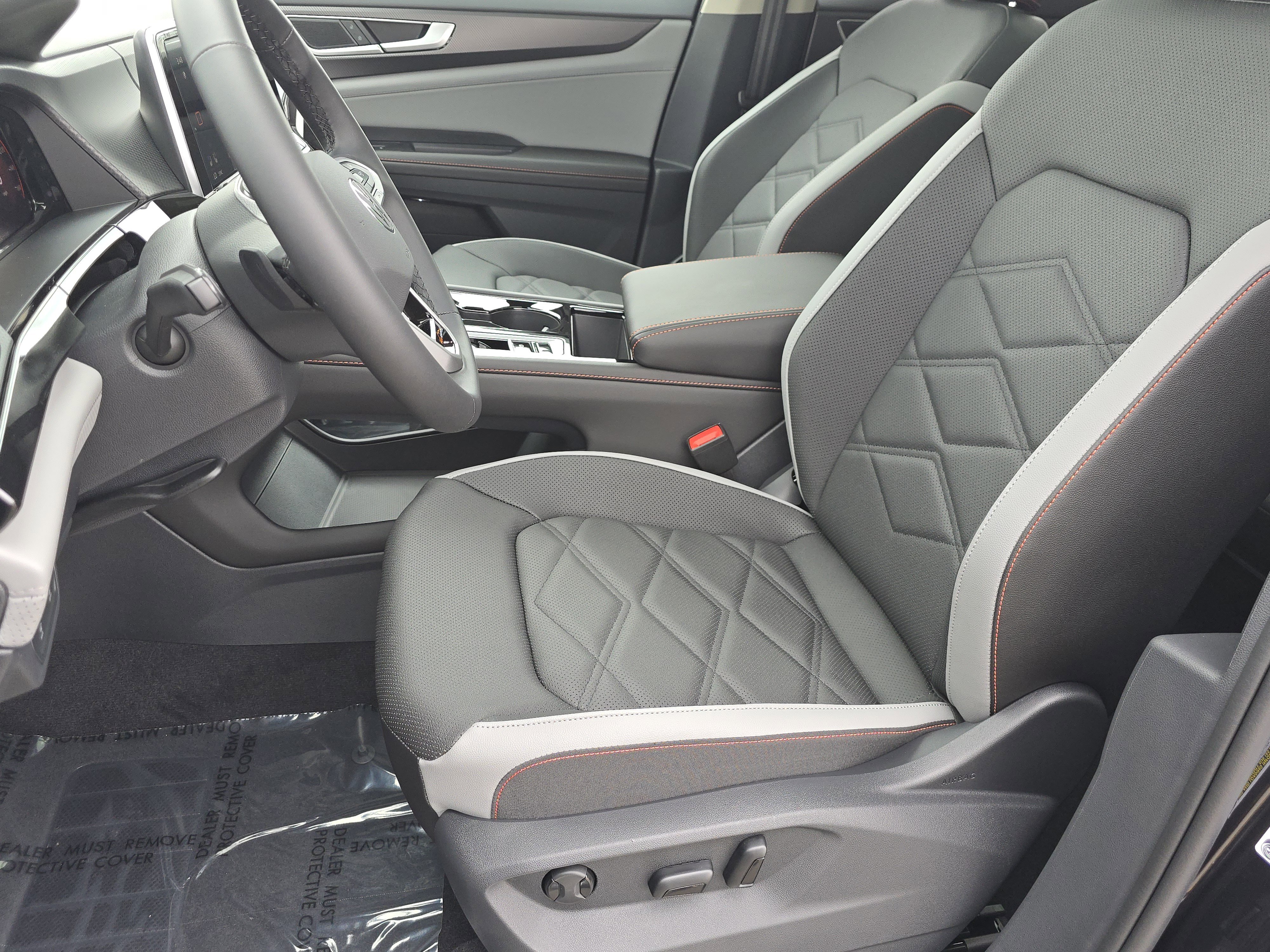 New 2025 Volkswagen Atlas Peak Edition SE image 22