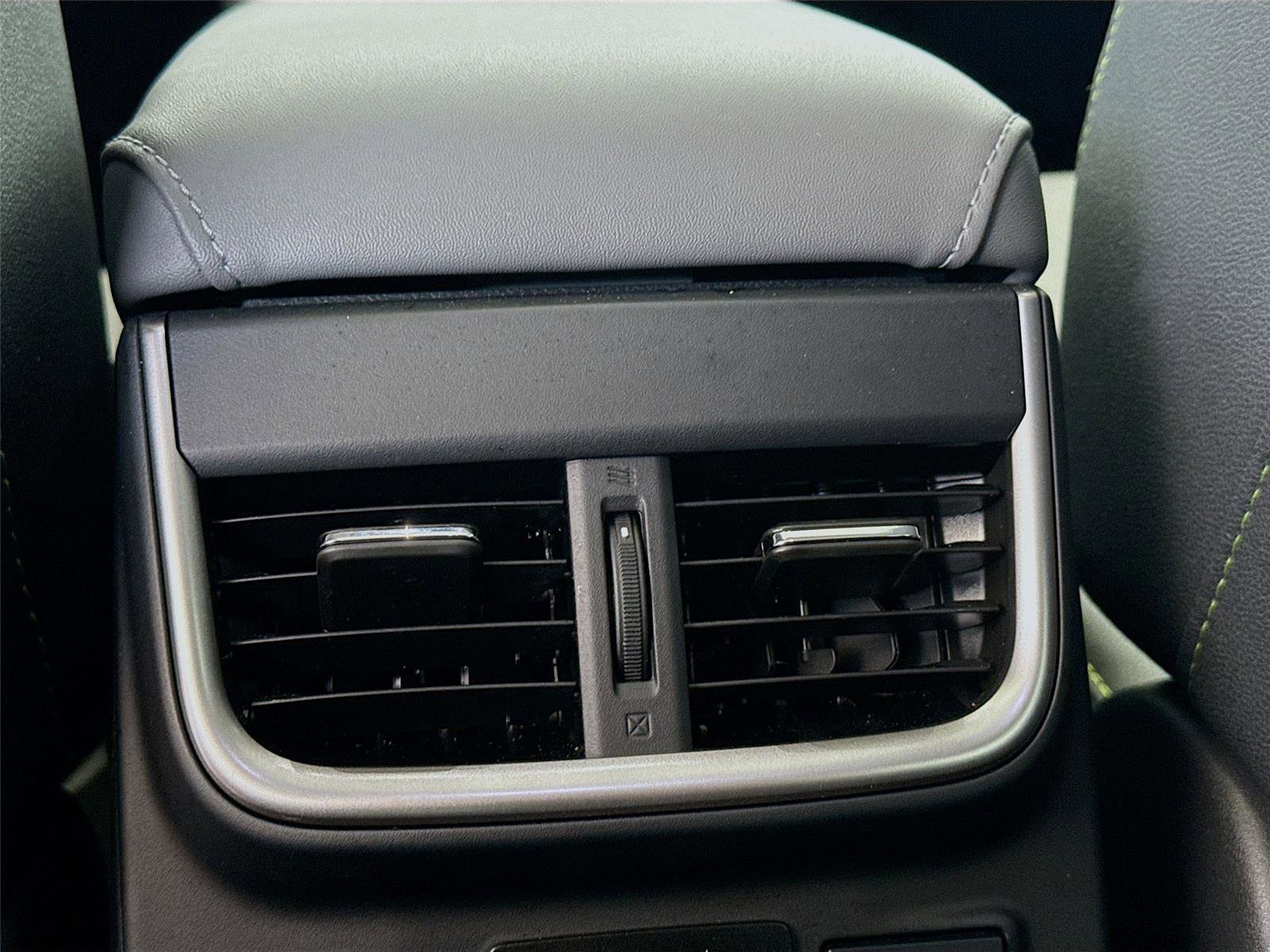 Certified 2025 Subaru Outback Onyx Edition XT image 28