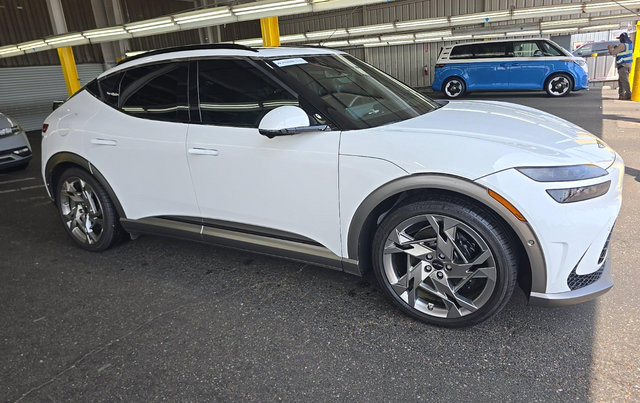 Used 2024 Genesis GV60 Performance AWD/4WD image 2