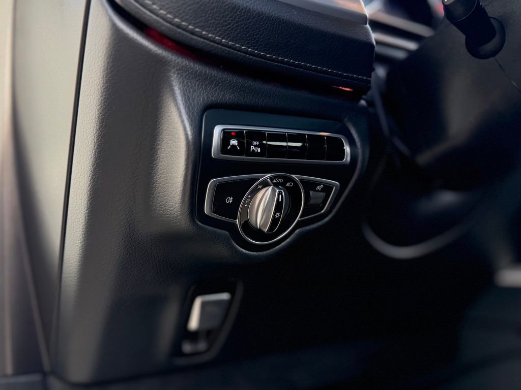 Used 2019 Mercedes-Benz G 550 w/ Seat Comfort Package image 23