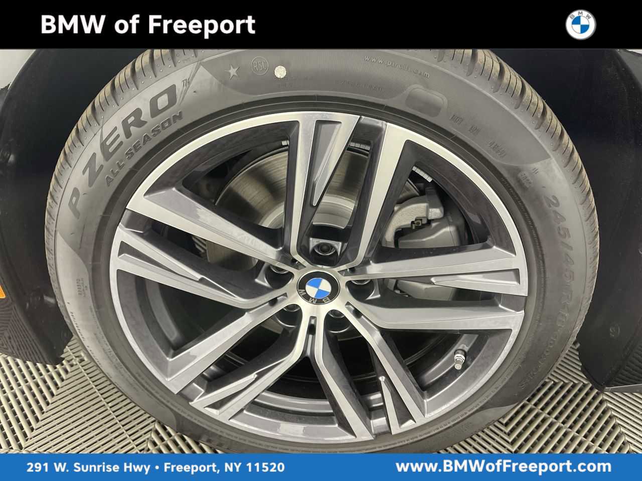 Certified 2024 BMW 430i Gran Coupe xDrive w/ Convenience Package AWD/4WD video 1