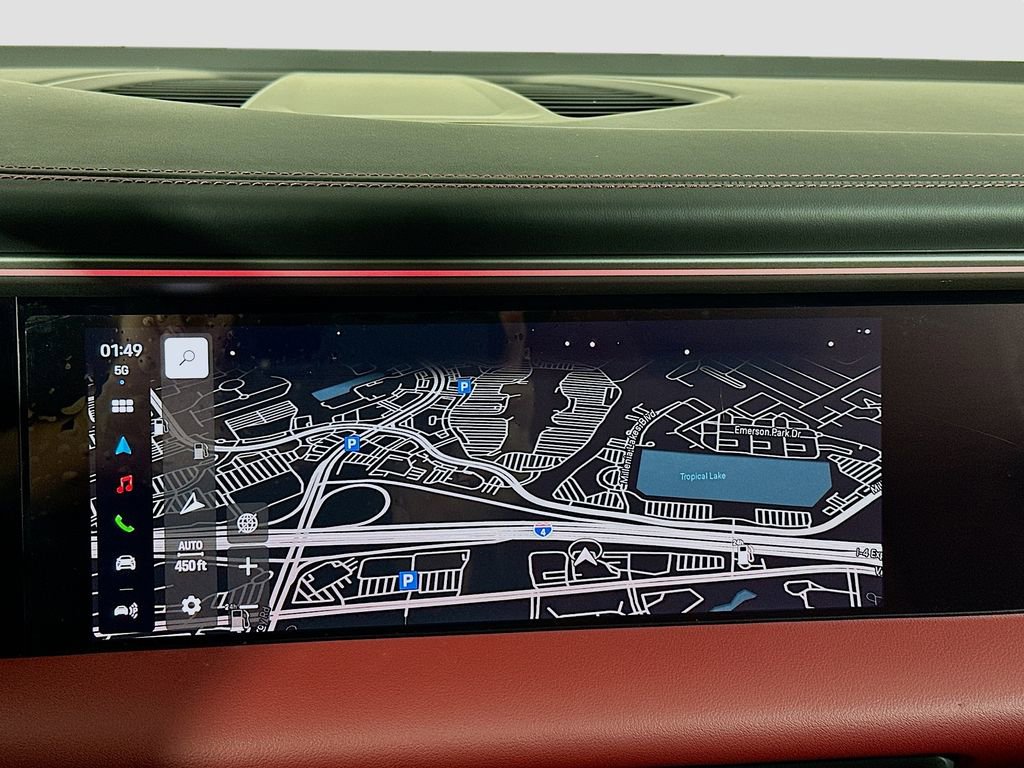 Certified 2025 Porsche Macan Electric image 16