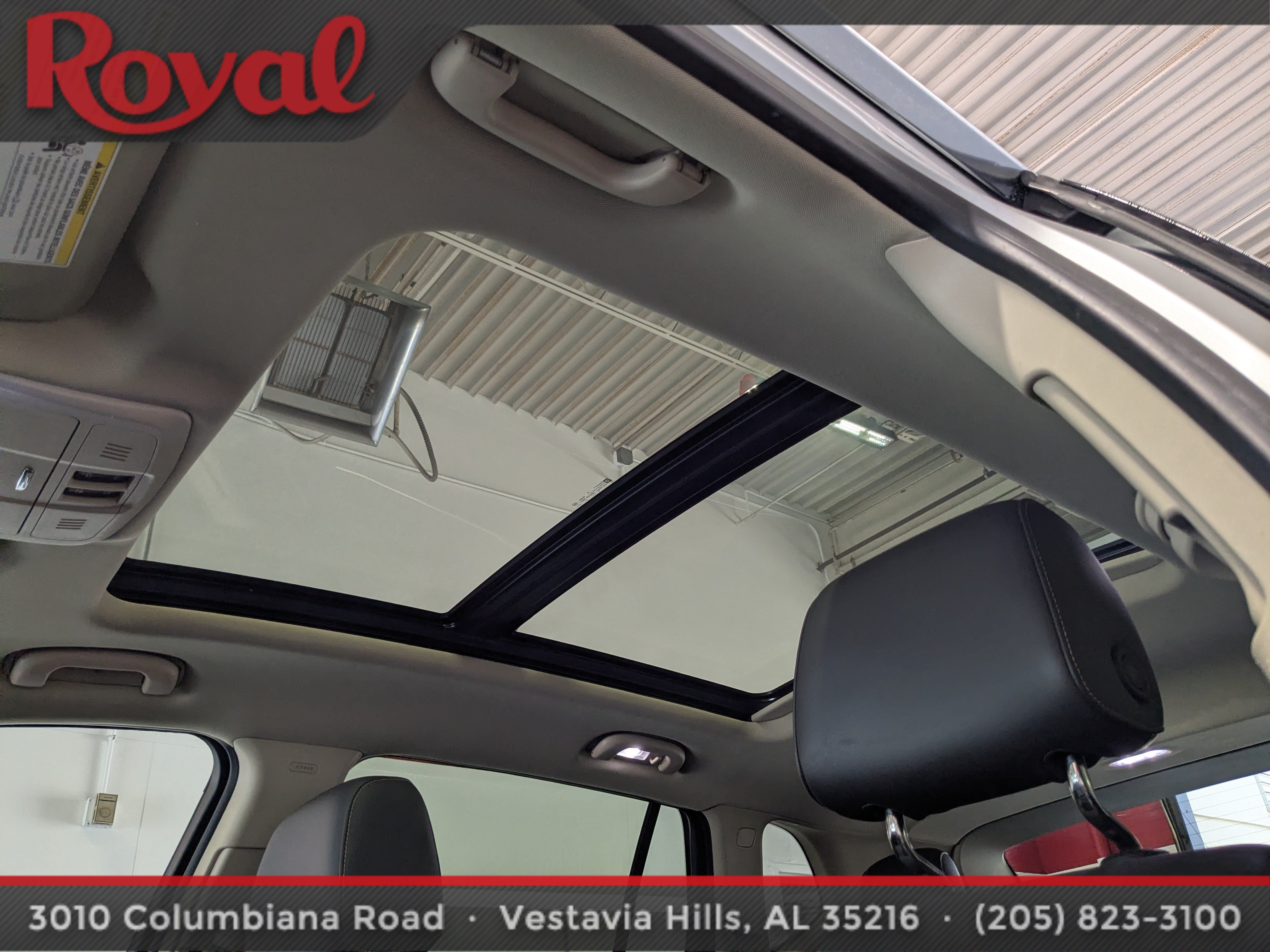 Used 2017 Buick Envision Essence FWD image 23