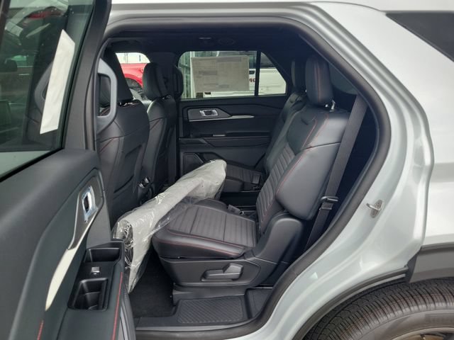 New 2026 Ford Explorer ST-Line w/ ST-Line Street Pack AWD/4WD image 9