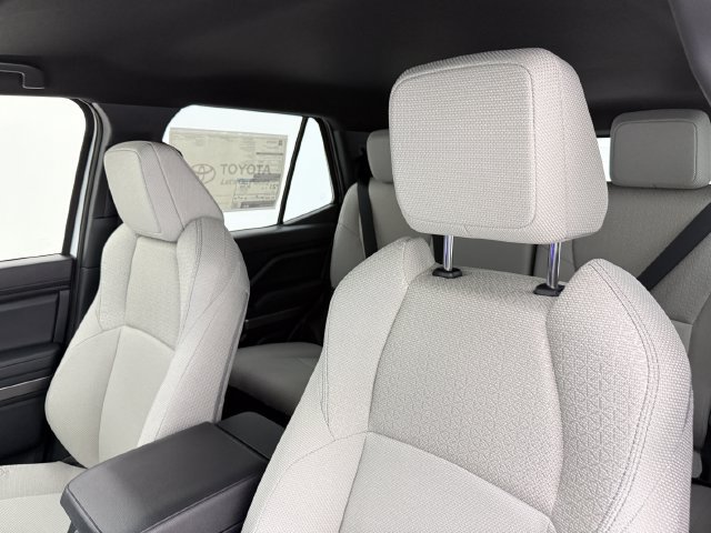 New 2026 Toyota 4Runner SR5 AWD/4WD image 24
