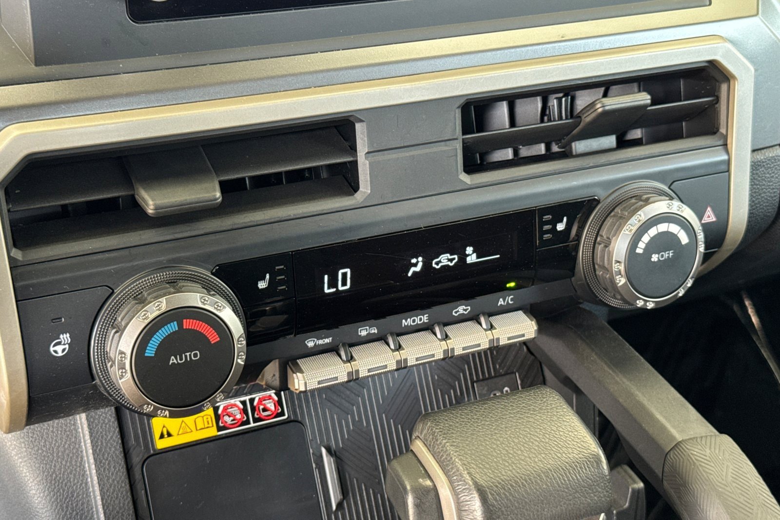 Certified 2024 Toyota Tacoma SR5 image 18