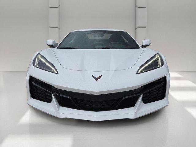 Used 2024 Chevrolet Corvette Z06 RWD image 8