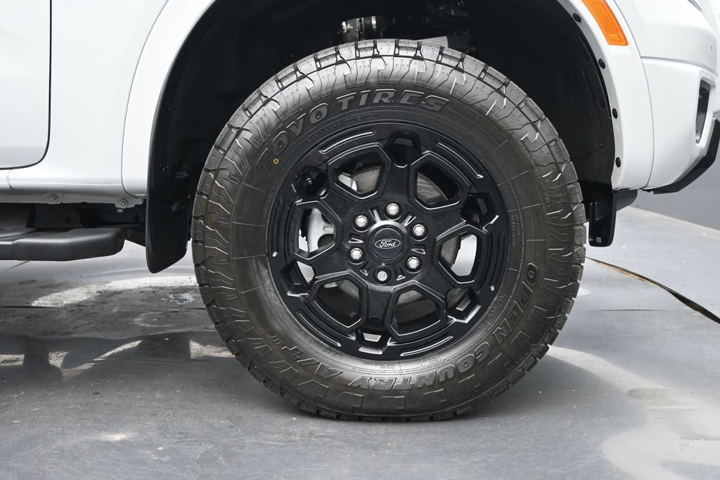 Certified 2026 Ford Ranger Lariat w/ FX4 Off-Road Package AWD/4WD image 6