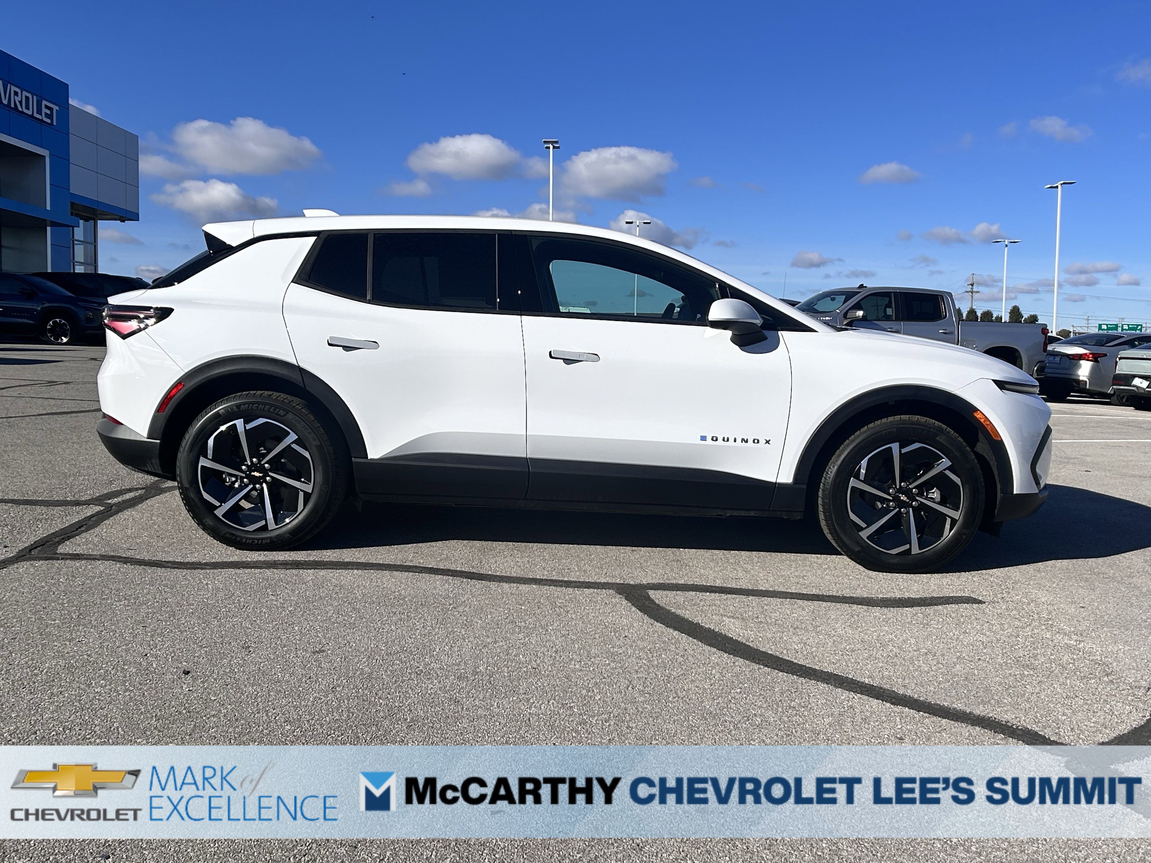 New 2026 Chevrolet Equinox EV LT image 9