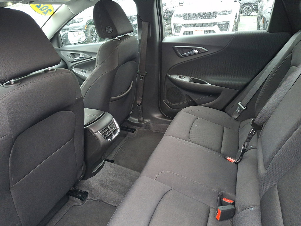 Used 2023 Chevrolet Malibu LT image 19