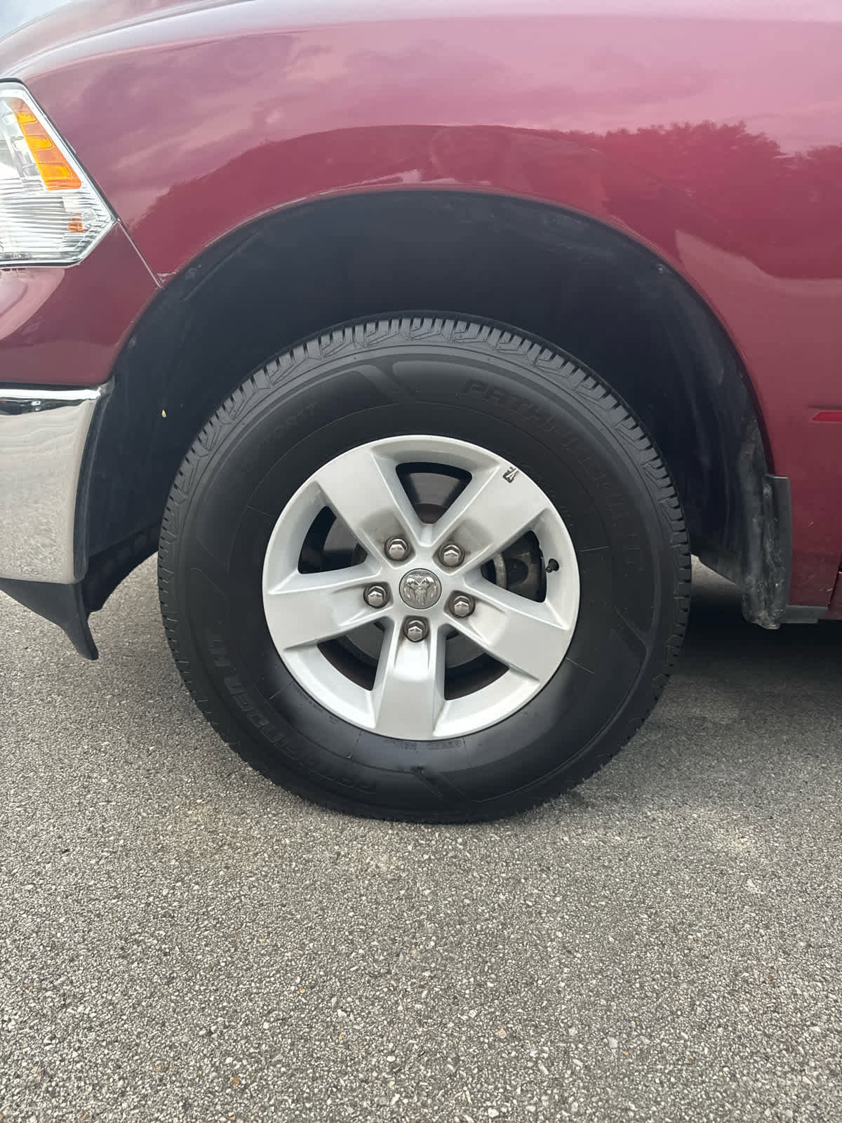 Used 2024 RAM 1500 Classic SLT image 9