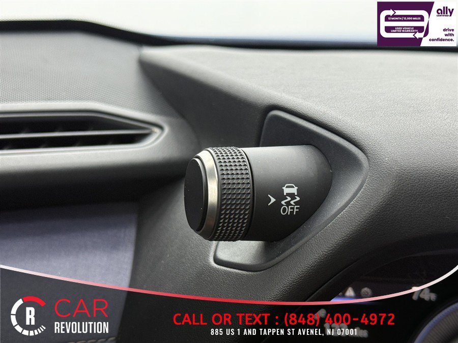 Used 2022 Lexus UX 250h w/ Premium Package AWD/4WD image 16