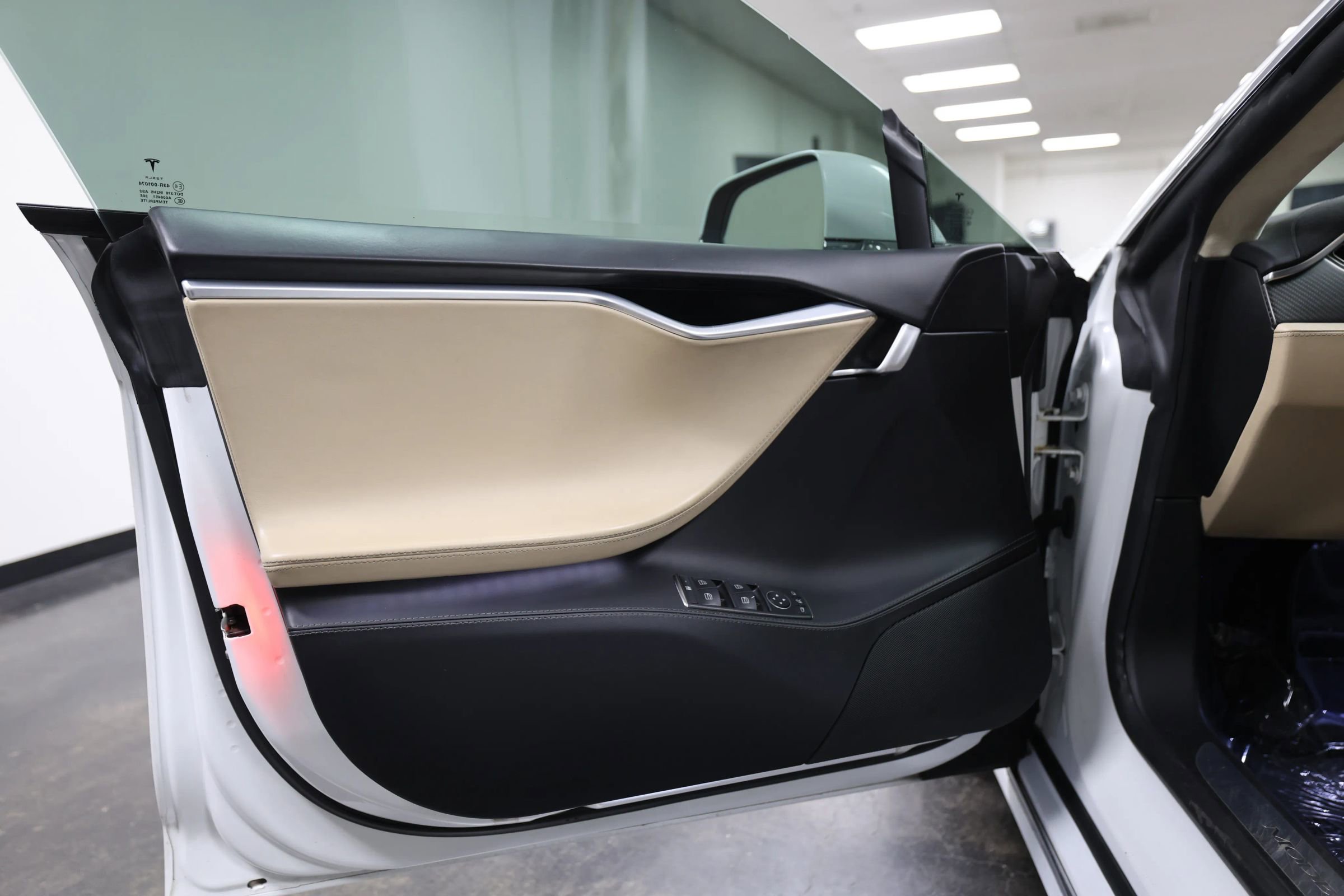 Used 2017 Tesla Model S P100D image 22