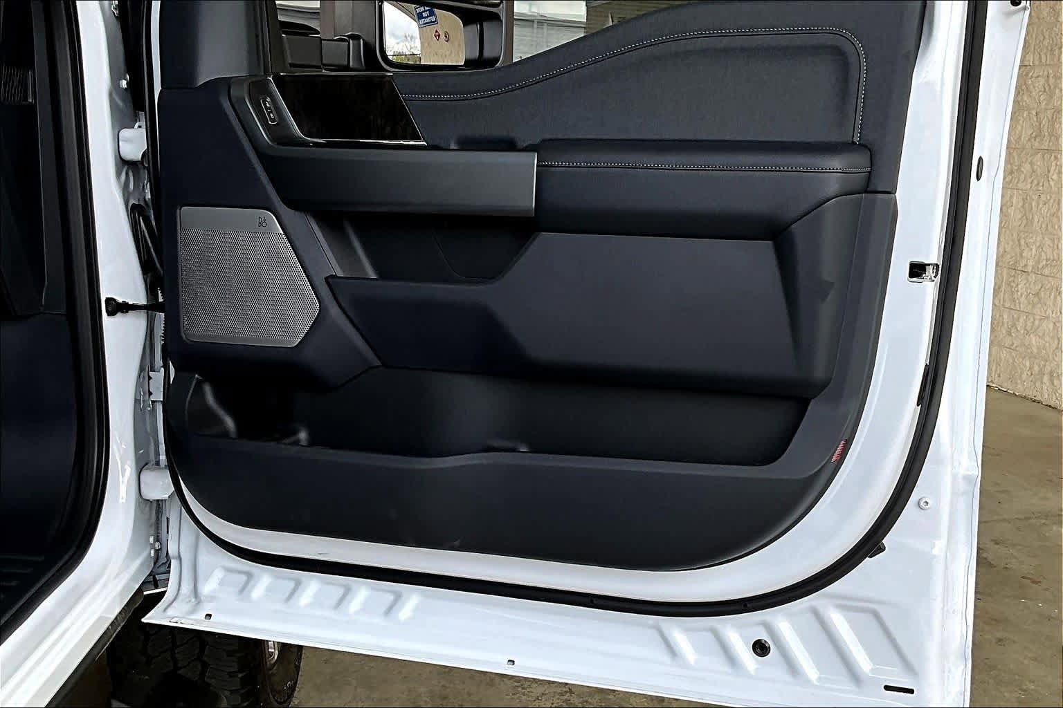 Certified 2026 Ford F250 Lariat w/ Chrome Package image 22