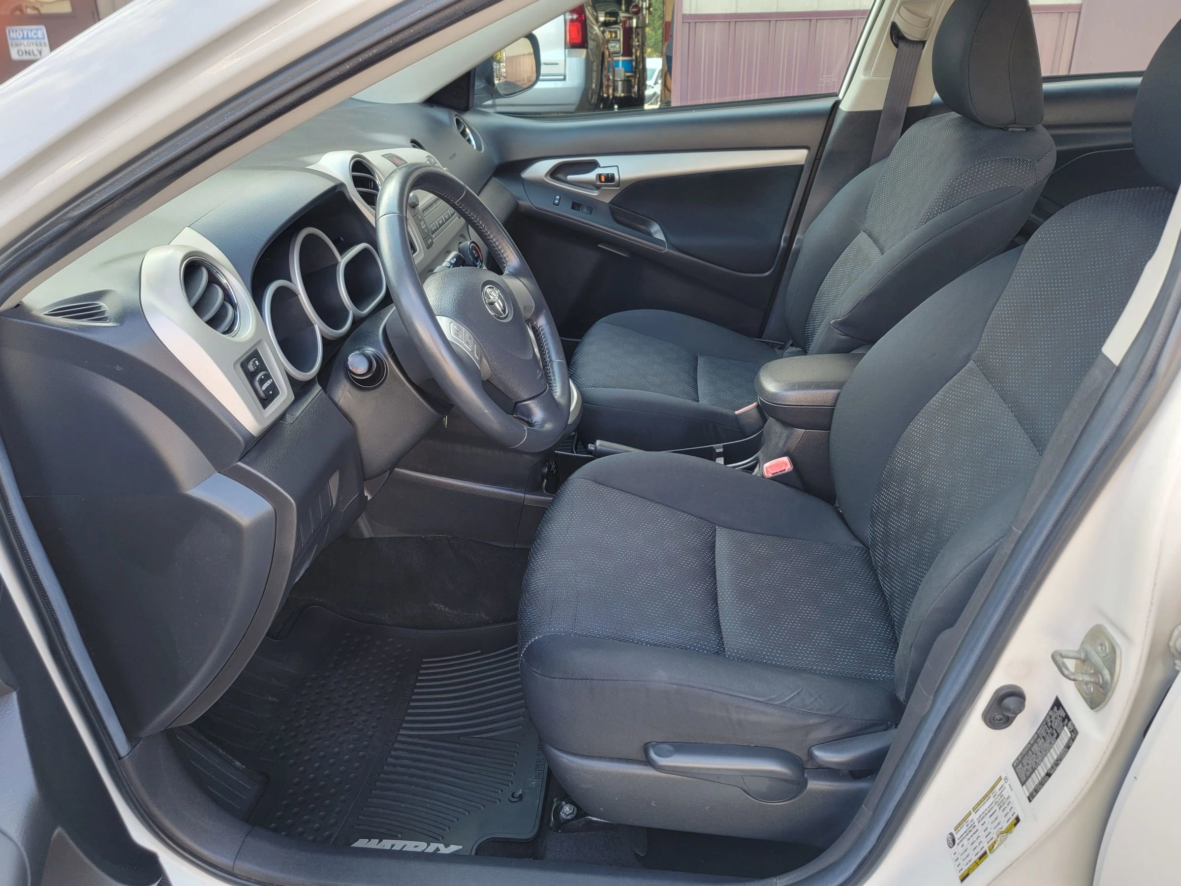 Used 2009 Toyota Matrix S image 10