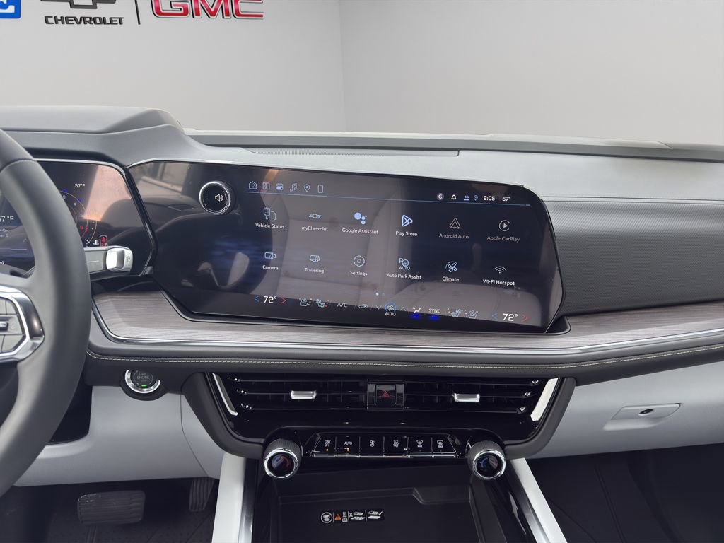 New 2026 Chevrolet Suburban Premier image 17