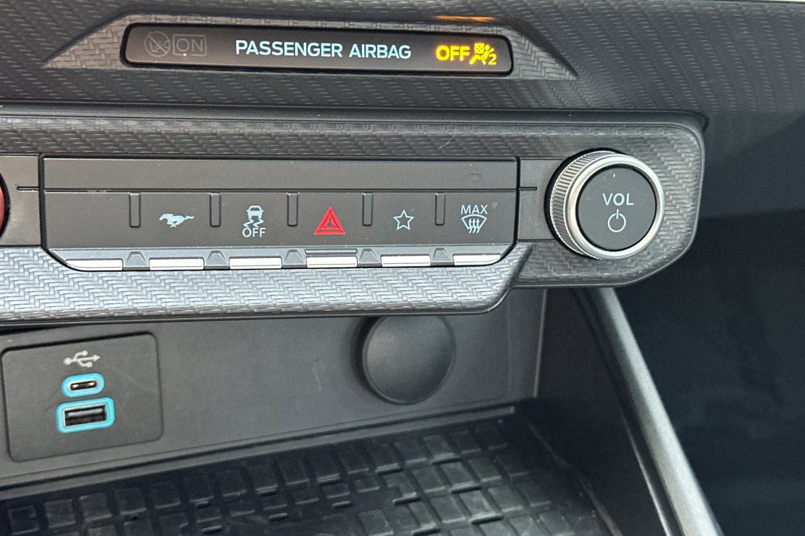 Used 2024 Ford Mustang GT Premium RWD image 21