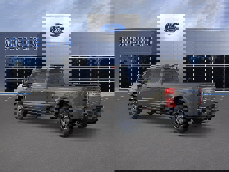 New 2026 Ford F350 King Ranch w/ Chrome Package image 32