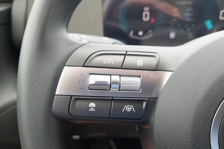 New 2027 Hyundai Kona SE FWD image 23