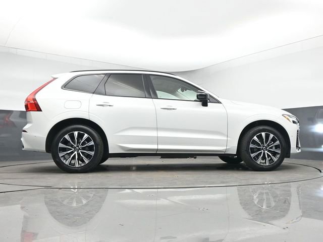 Used 2024 Volvo XC60 B5 Plus w/ Protection Package Premier image 43