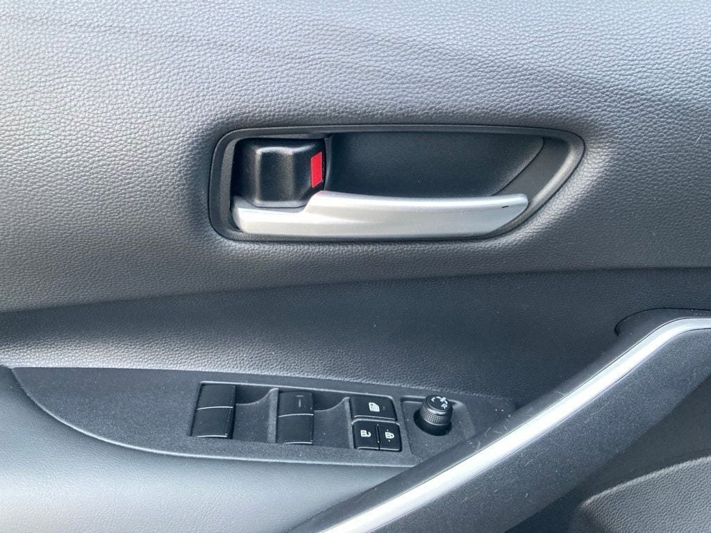 Certified 2025 Toyota Corolla SE FWD image 13