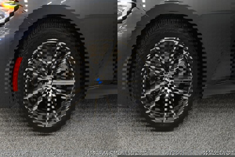 Used 2020 BMW 330i Sedan w/ Convenience Package image 46