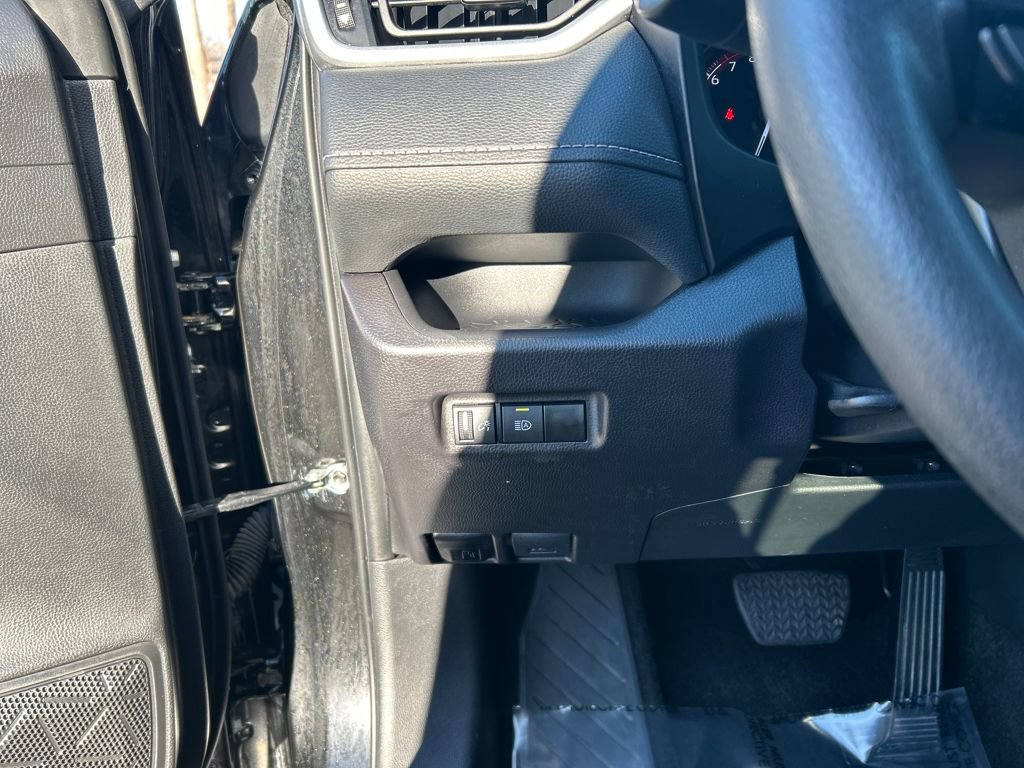 Used 2024 Toyota RAV4 XLE image 21