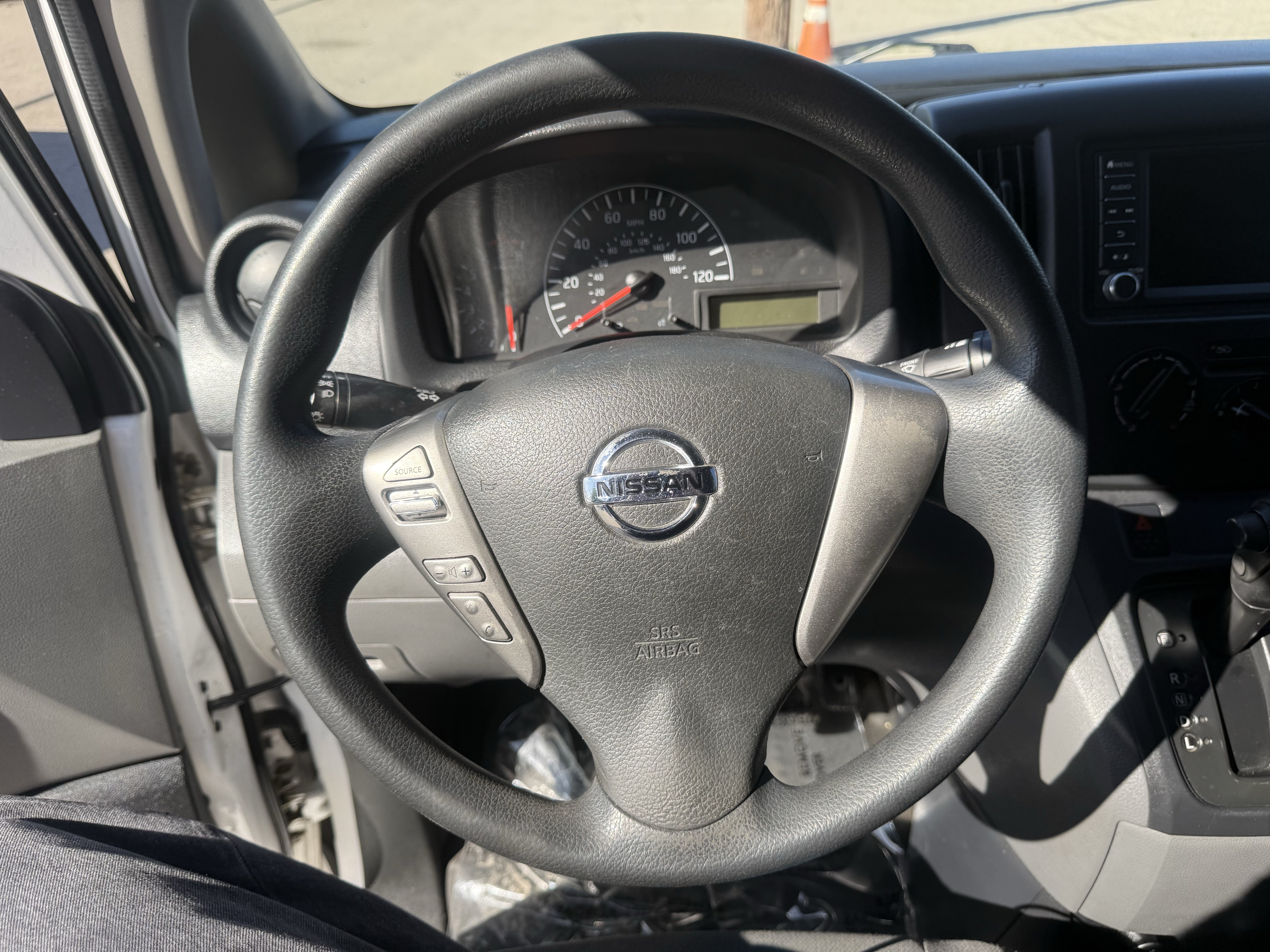 Used 2020 Nissan NV200 S FWD image 12
