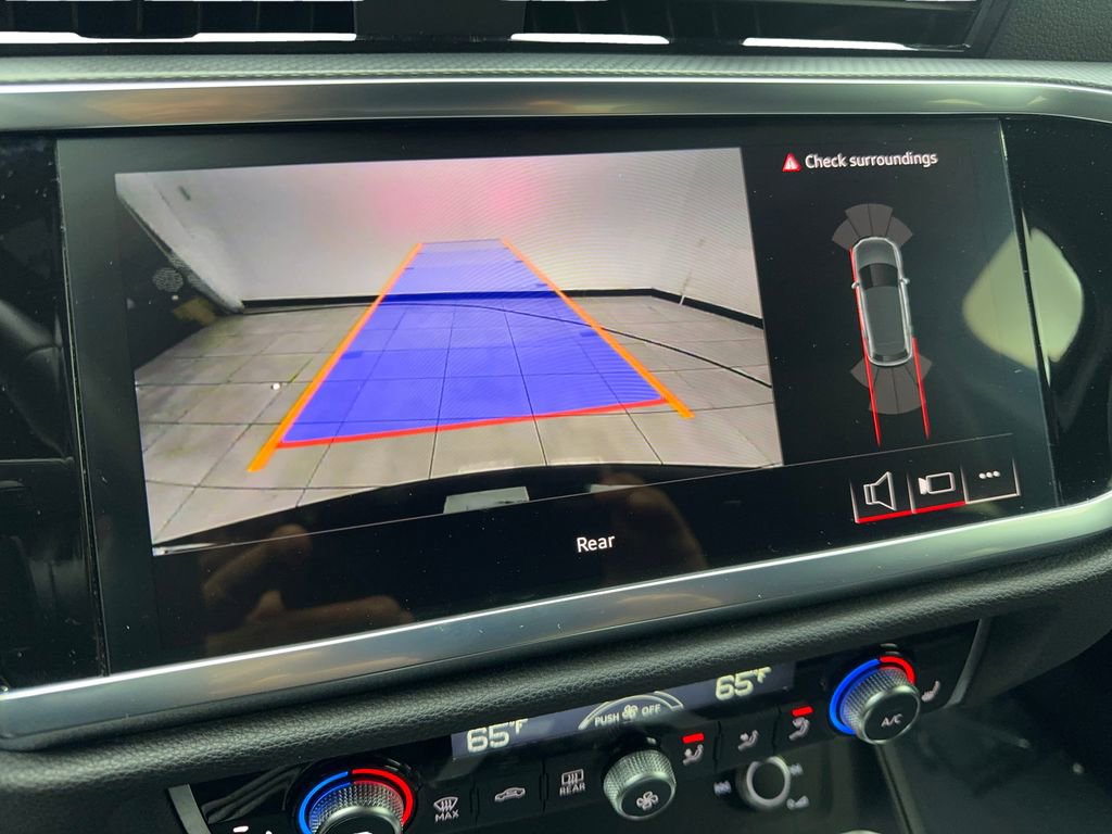 Used 2025 Audi Q3 2.0T Premium image 66